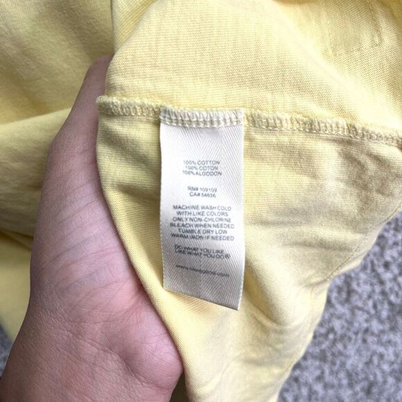 Life Is Good T-Shirt Women’s Small Yellow Classic Fit V-Neck Short Sleeve - Picture 5 of 5